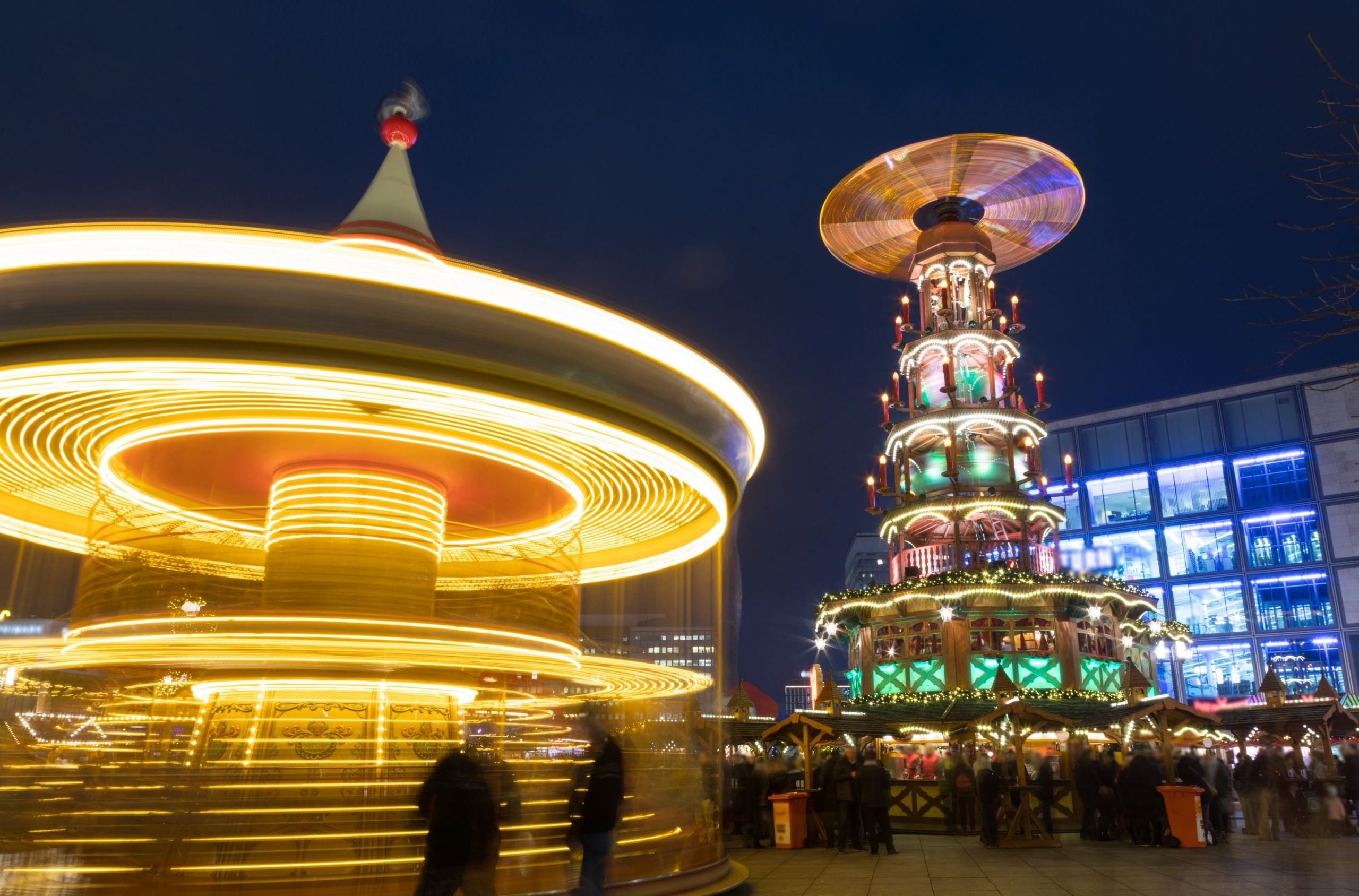 Alexanderplatz Christmas market in Berlin - Getty Images, Canva (1